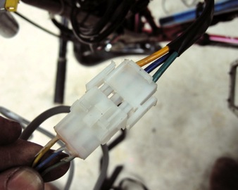 Plugging connections for the BMC